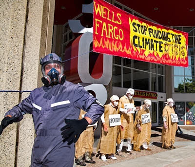 Dropping The Banner On Wells Fargo's Fossil Foolishness:May 18, 2022